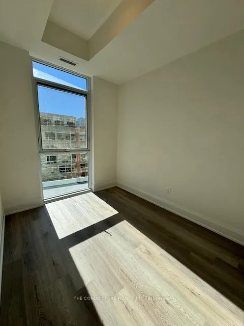 280 Dundas Street W, #1104