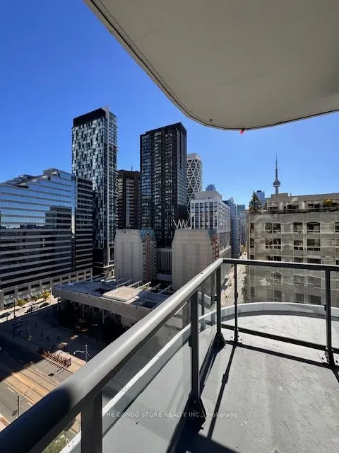280 Dundas Street W, #1104