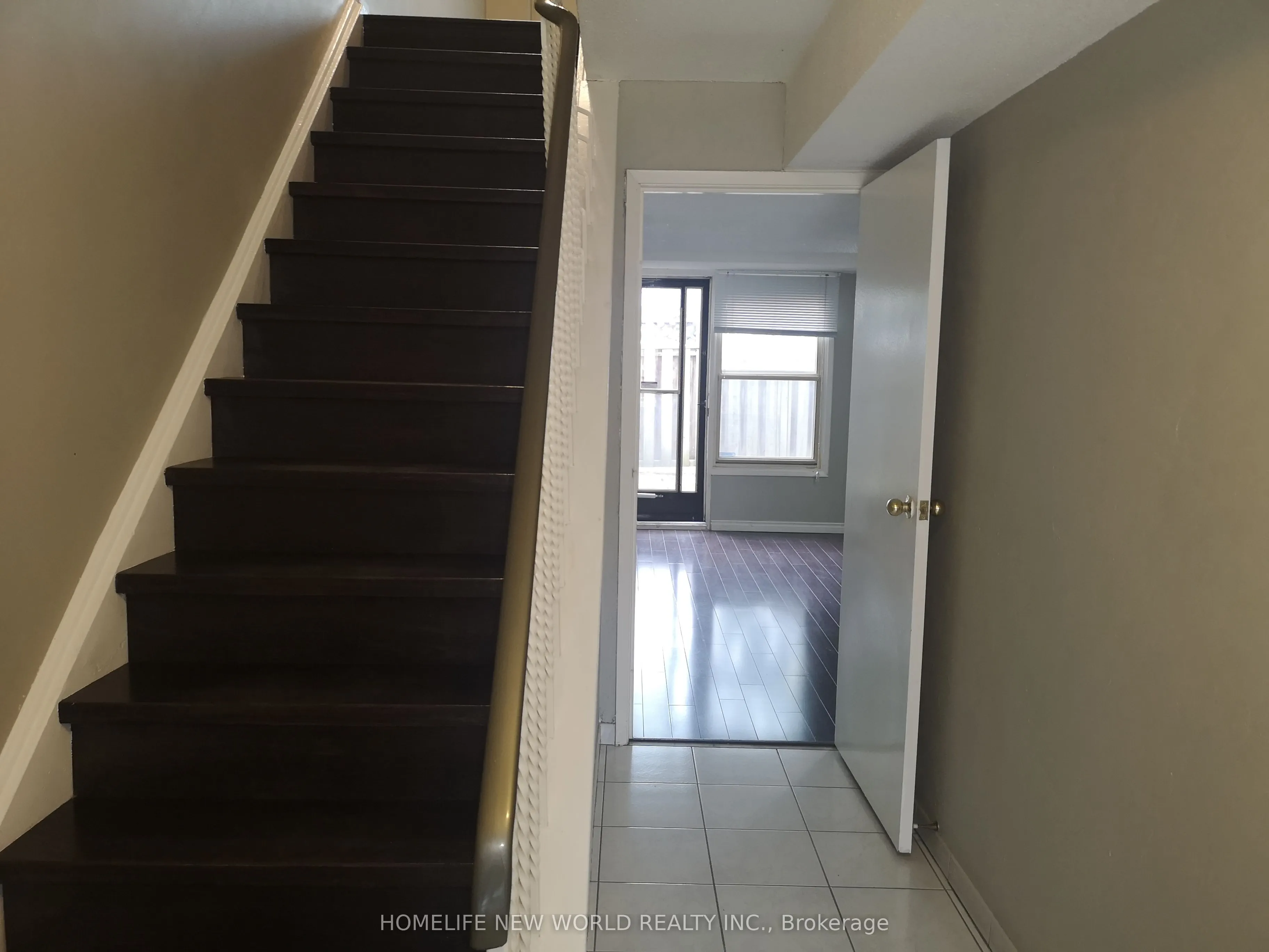 72 Yellow Birchway, #52