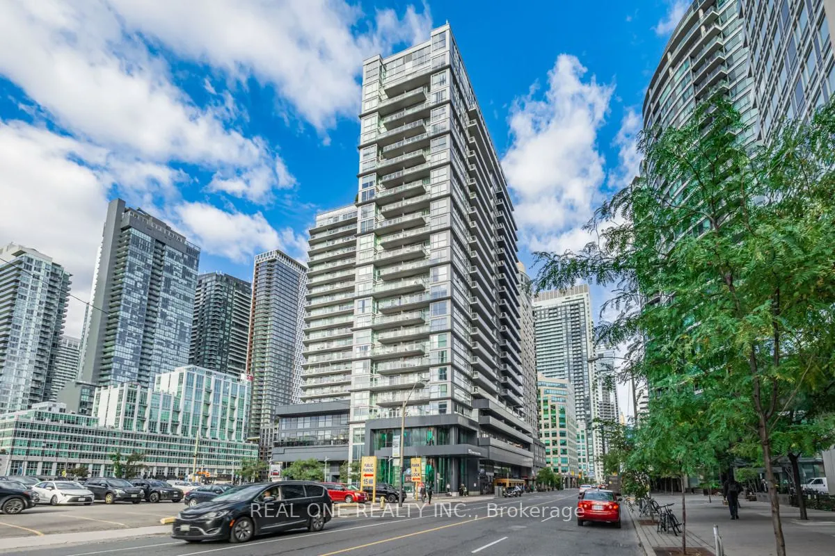 352 Front Street W, #1105