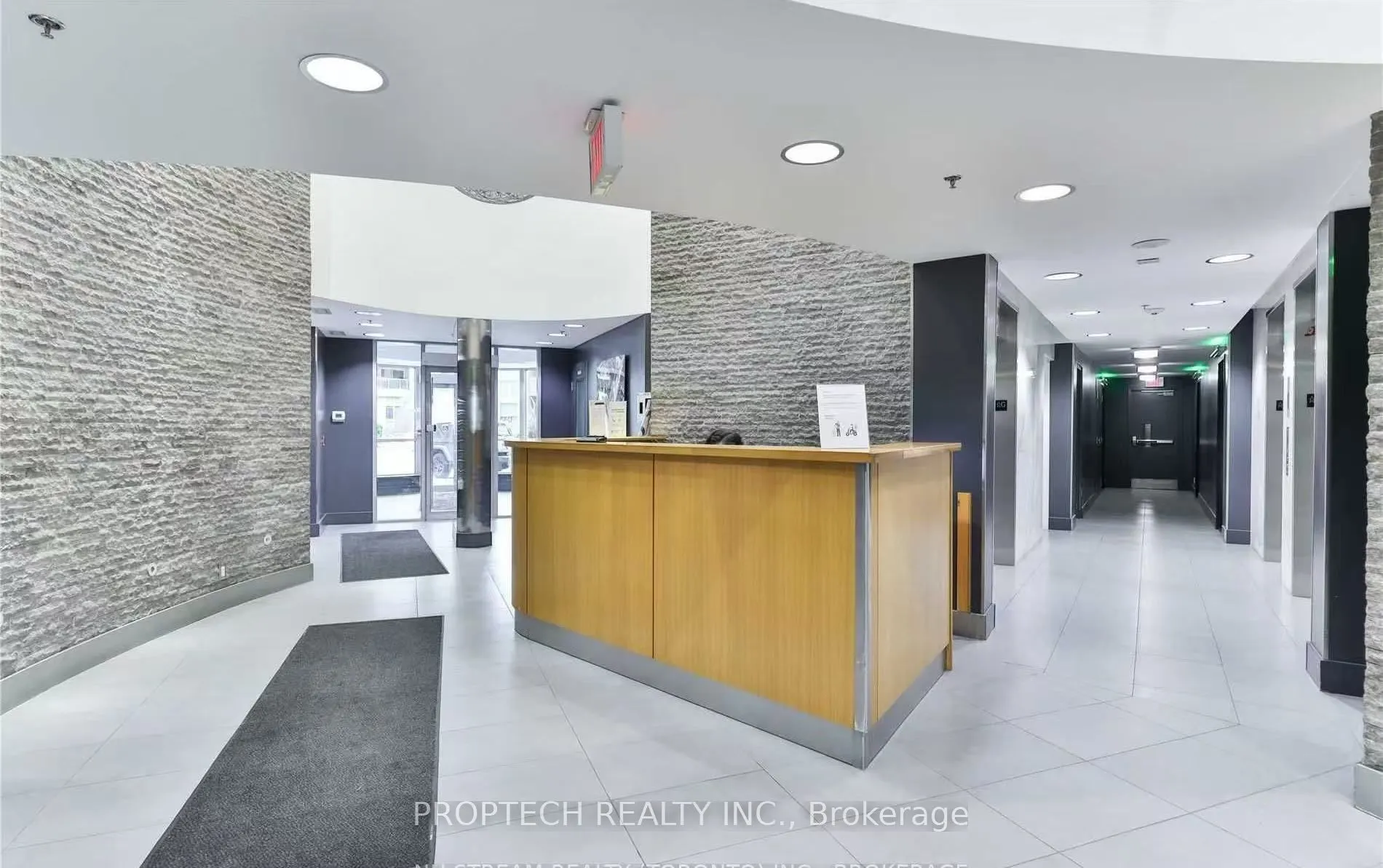 1 Shaw Street, #916