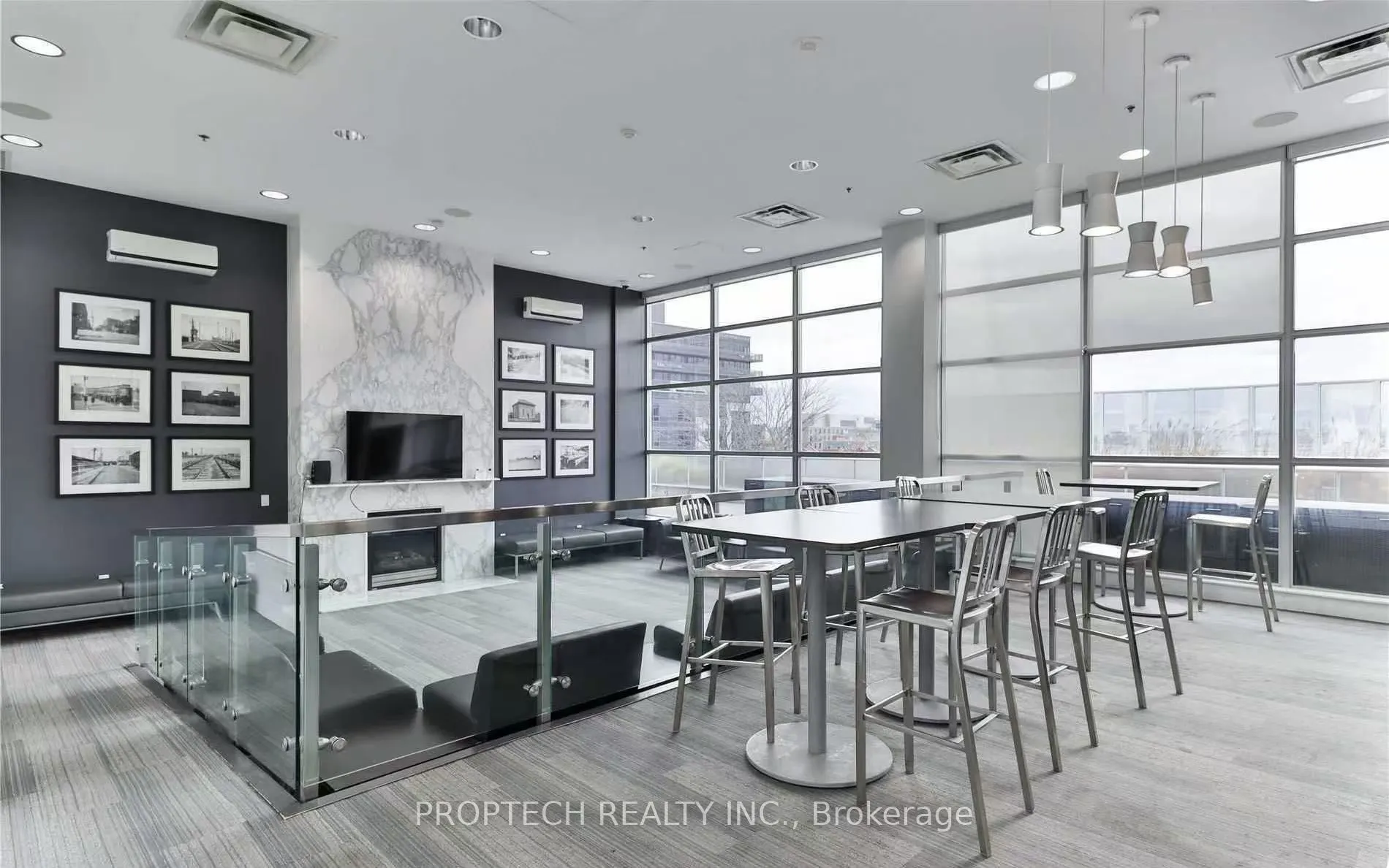 1 Shaw Street, #916