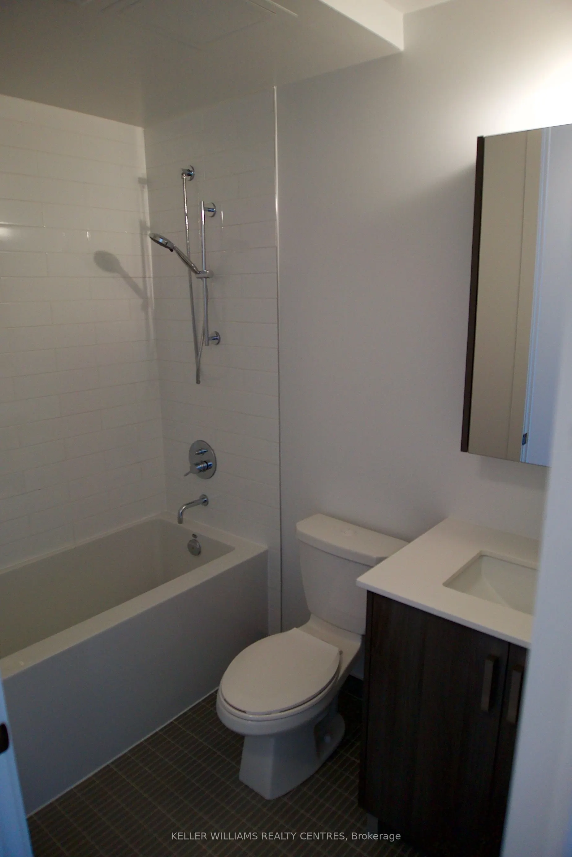11 Lillian Street, #1404