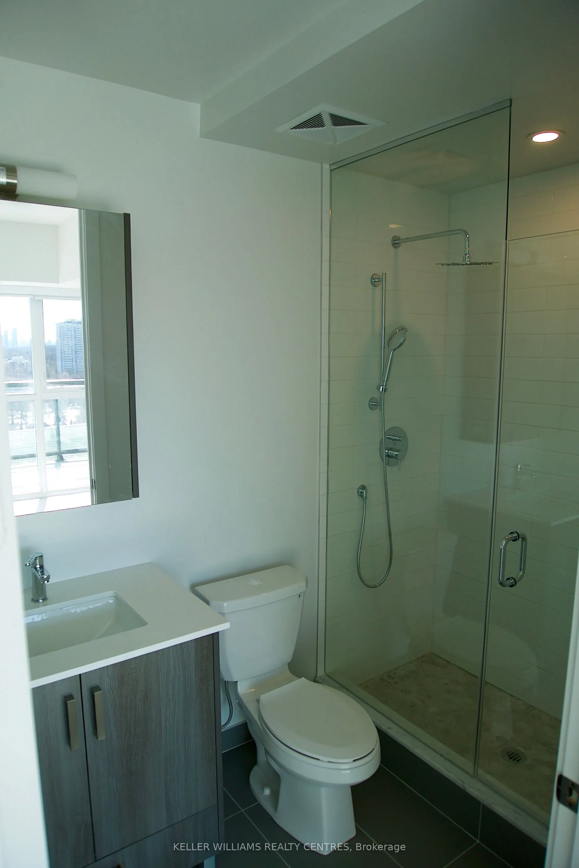 11 Lillian Street, #1404