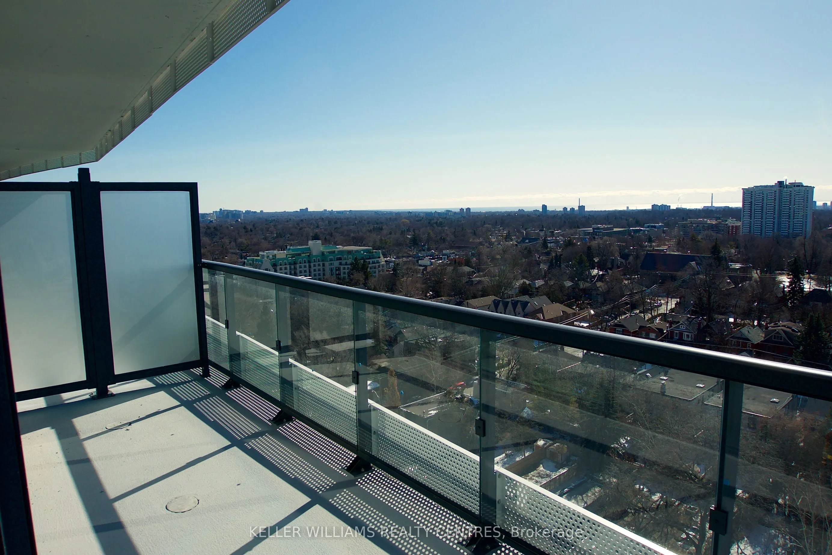 11 Lillian Street, #1404