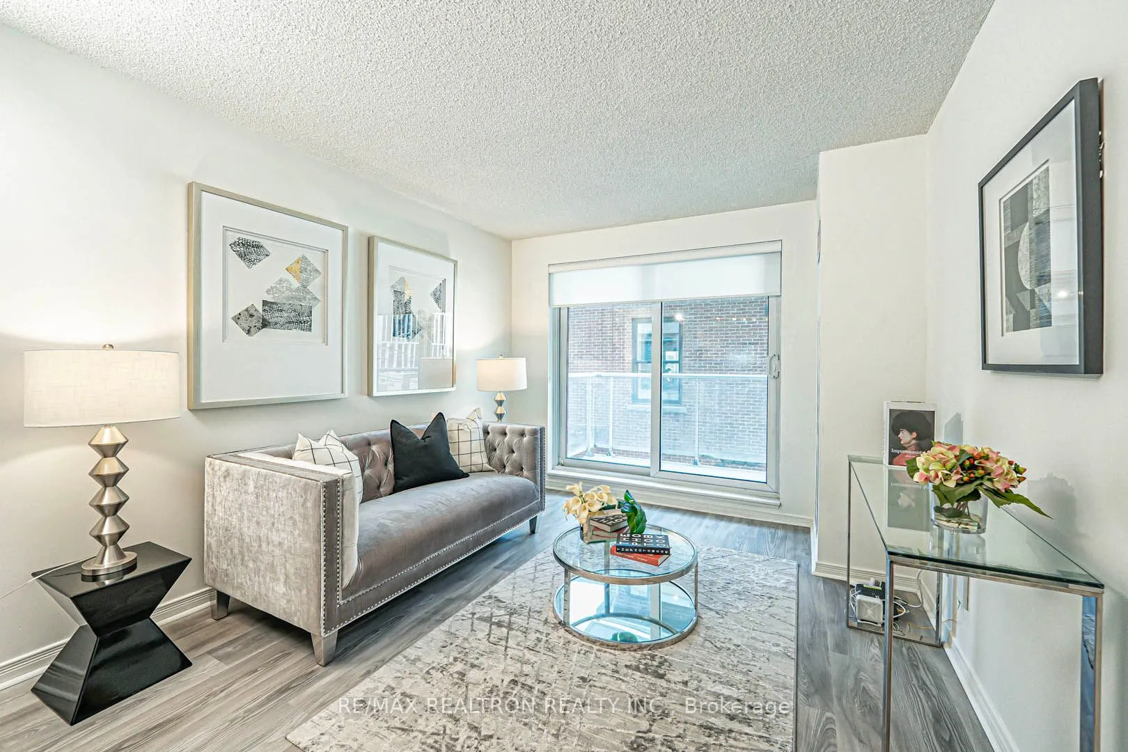 230 King Street E, #318