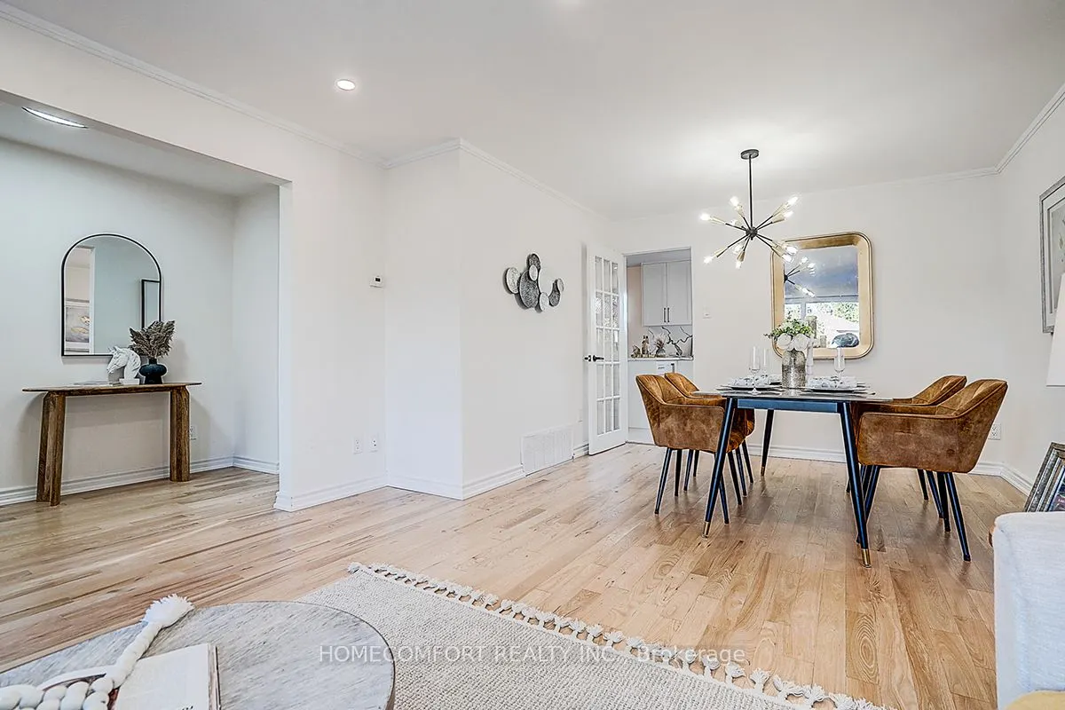 42 Greyhound Drive