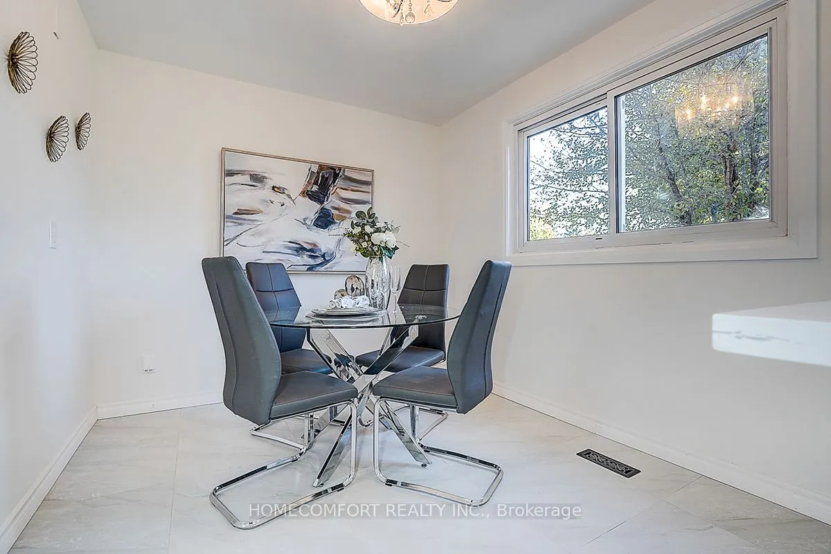 42 Greyhound Drive