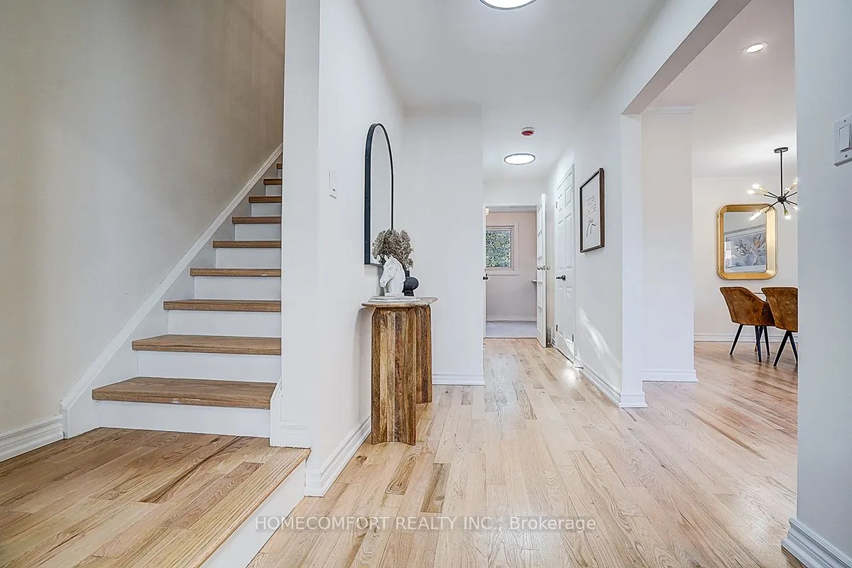 42 Greyhound Drive