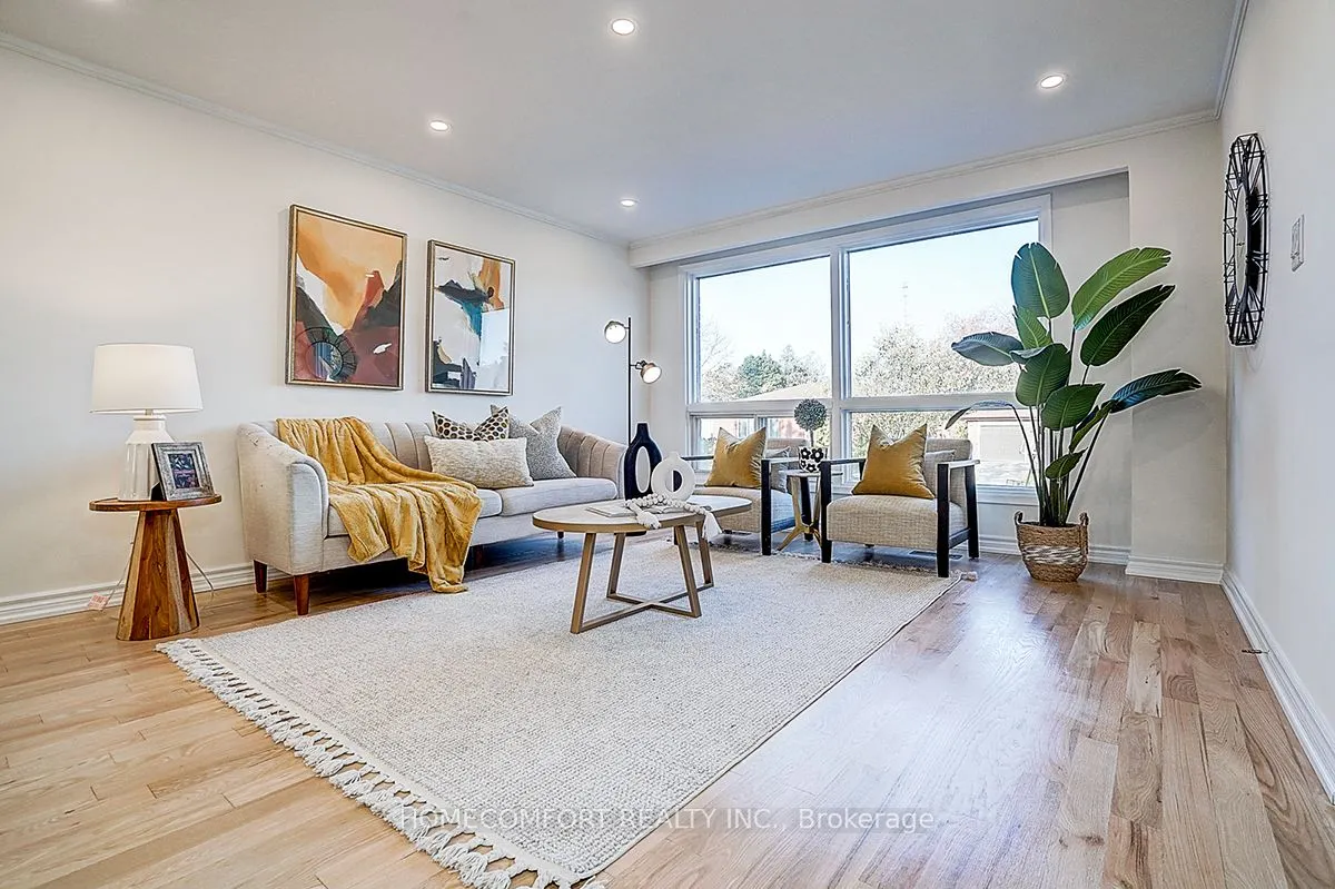 42 Greyhound Drive