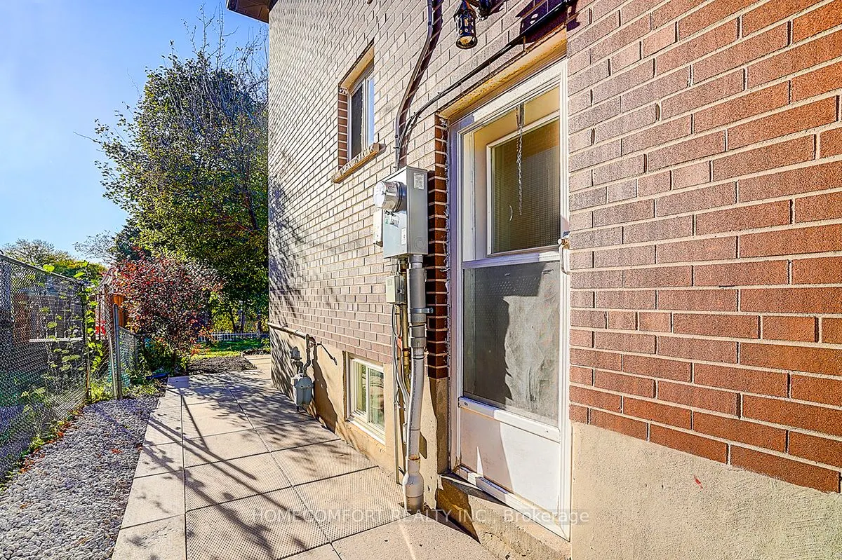 42 Greyhound Drive
