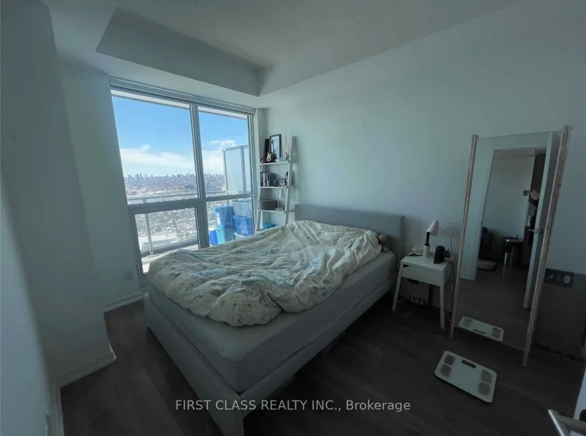 32 Forest Manor Road, #2111