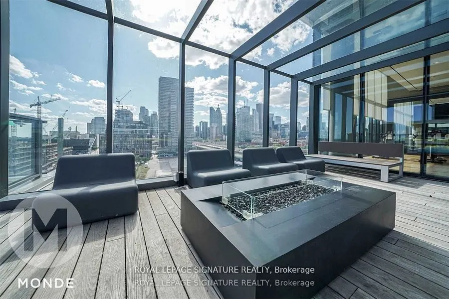 16 Bonnycastle Street, #2111