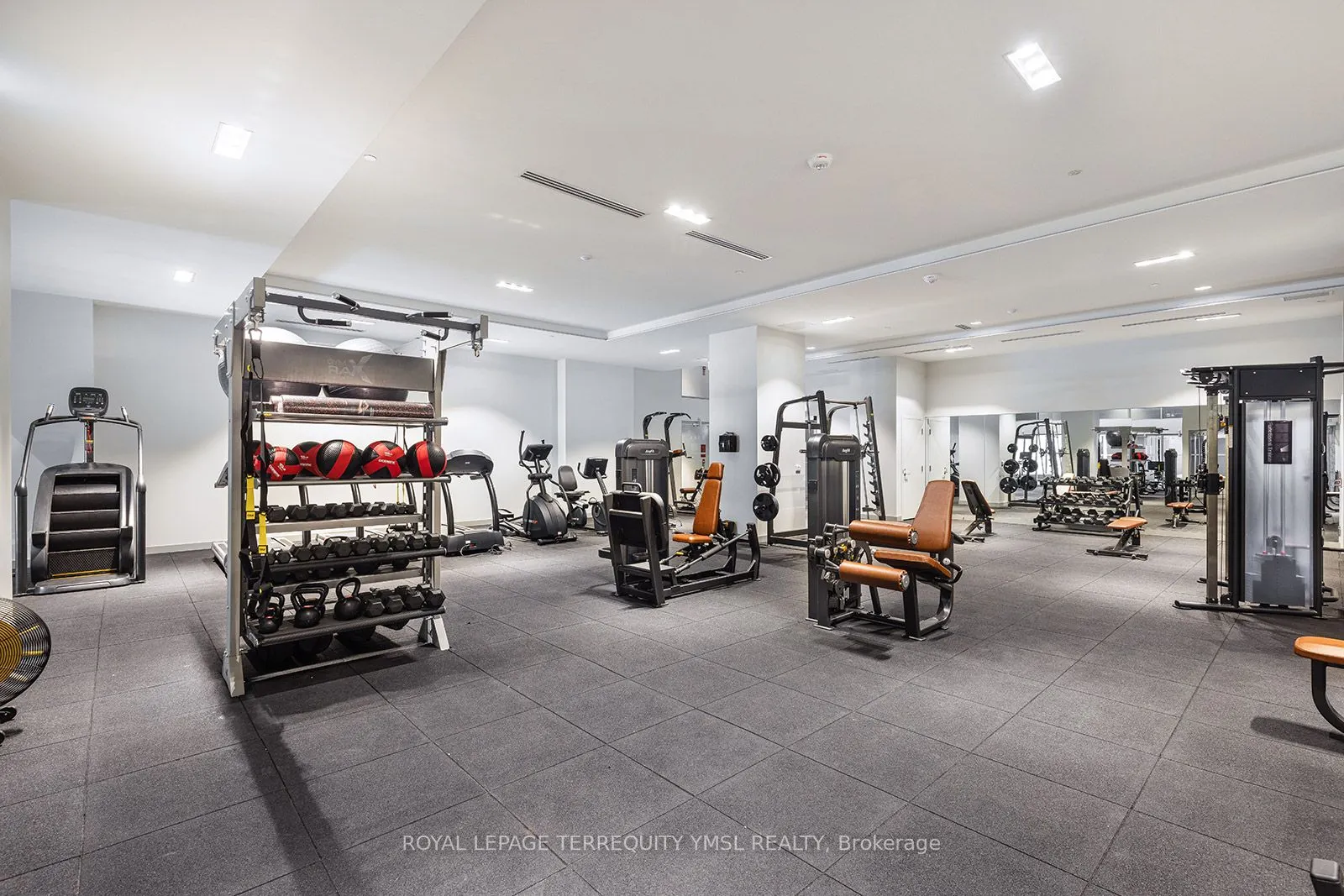 3 Gloucester Street, #1005