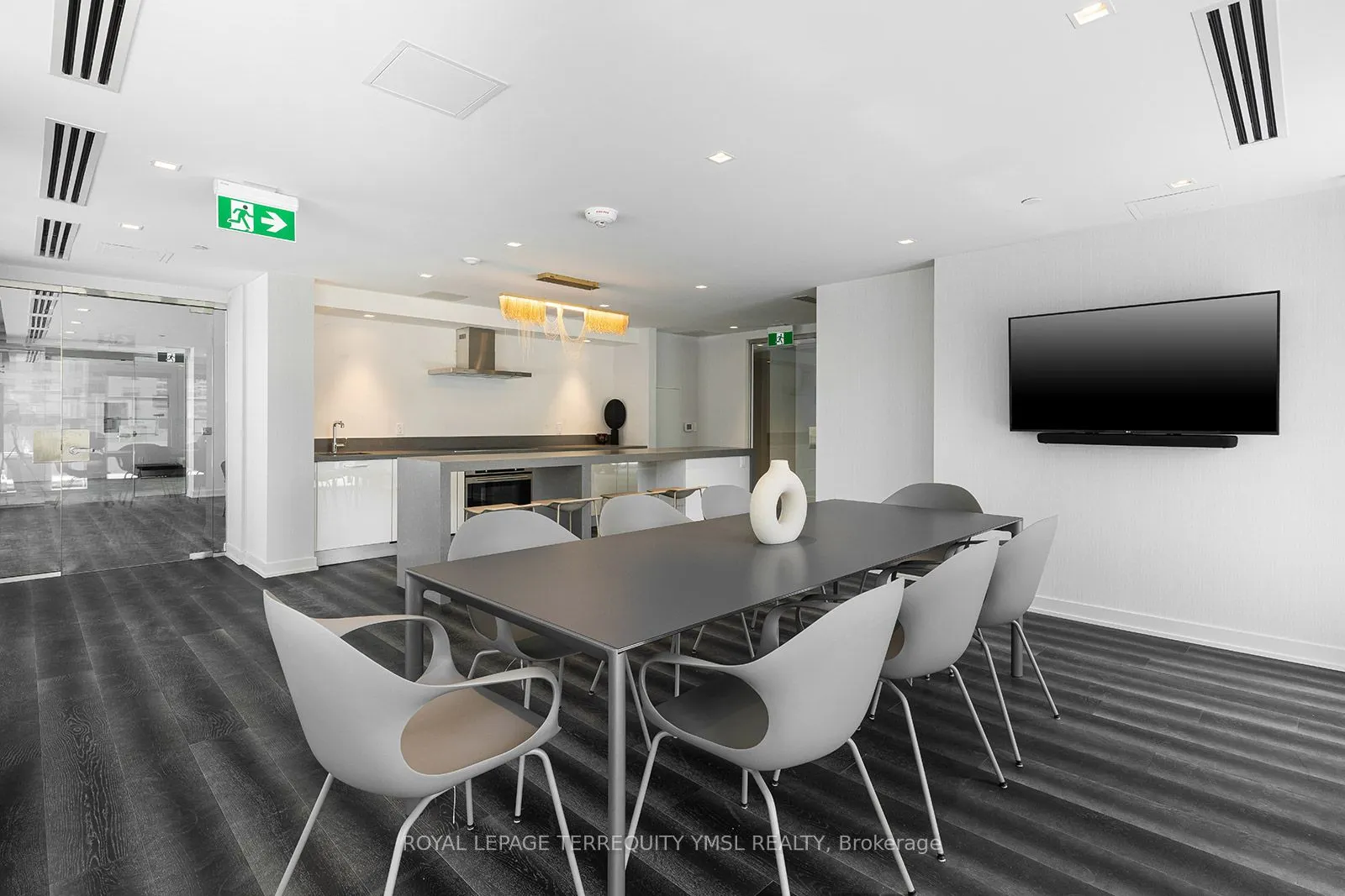 3 Gloucester Street, #1005