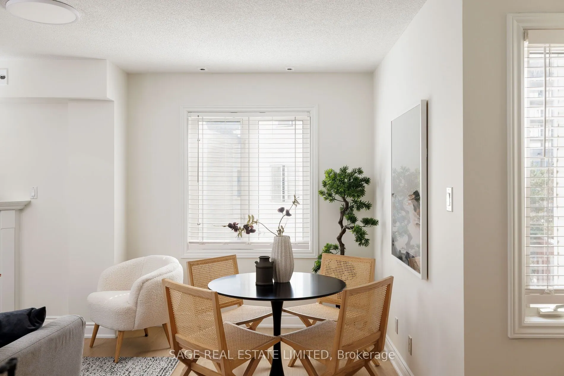 12 Sudbury Street, #811
