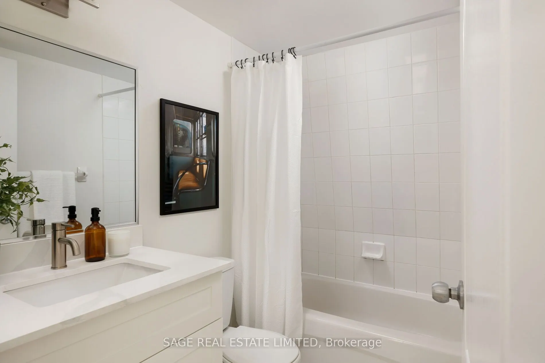 12 Sudbury Street, #811