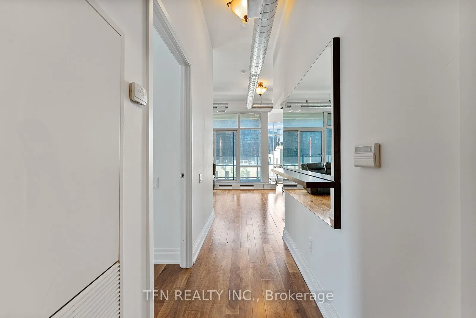 2191 Yonge Street, #L7