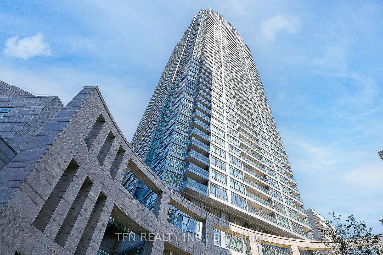2191 Yonge Street, #L7