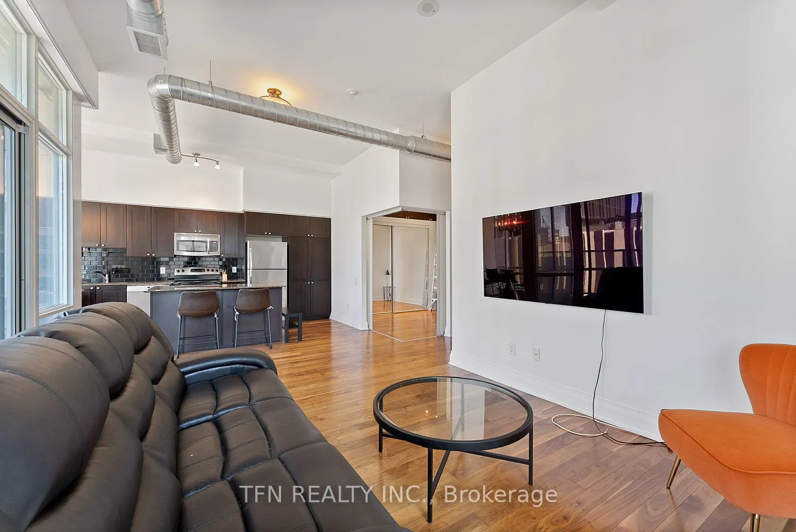 2191 Yonge Street, #L7