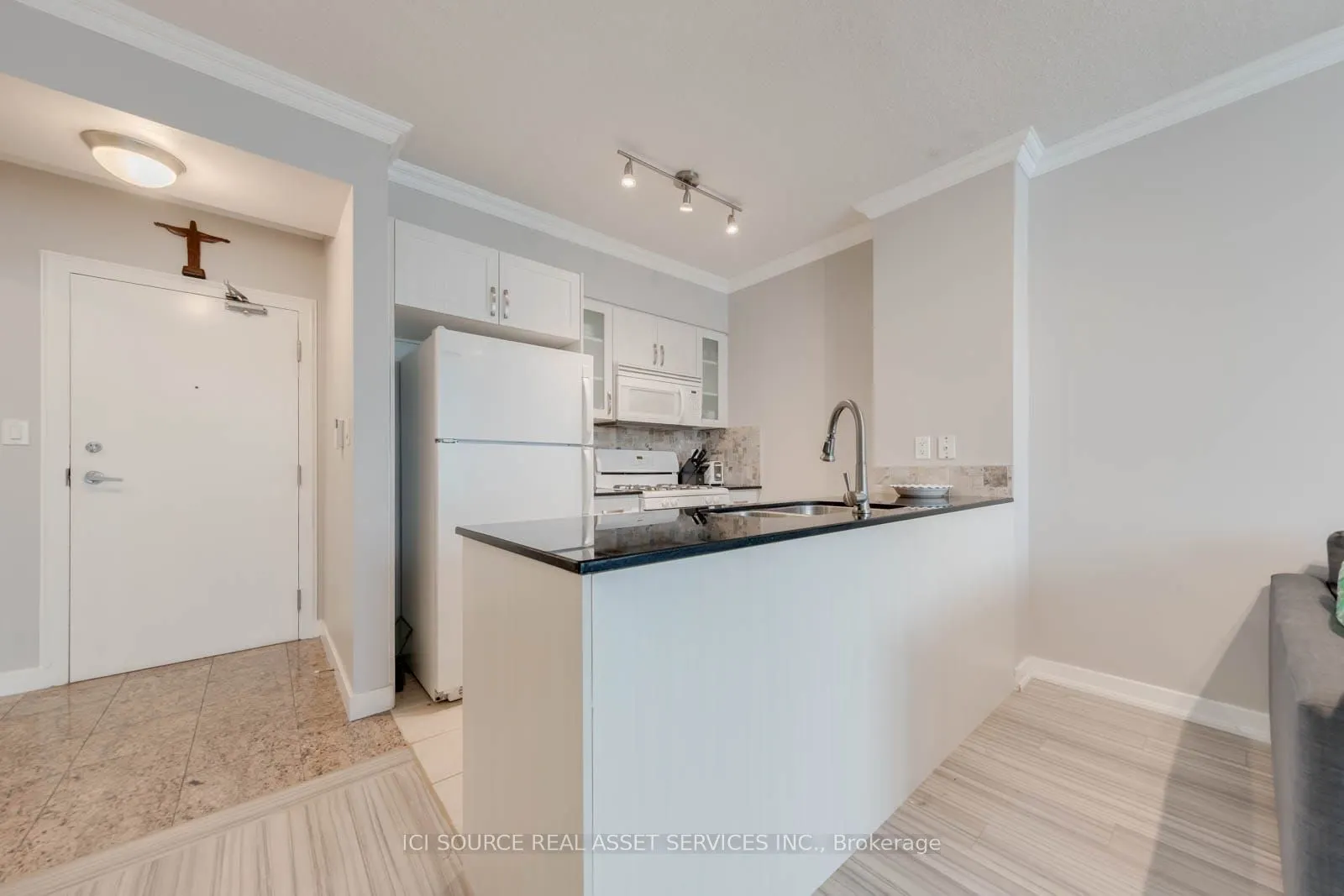 5 Mariner Terrace, #2209