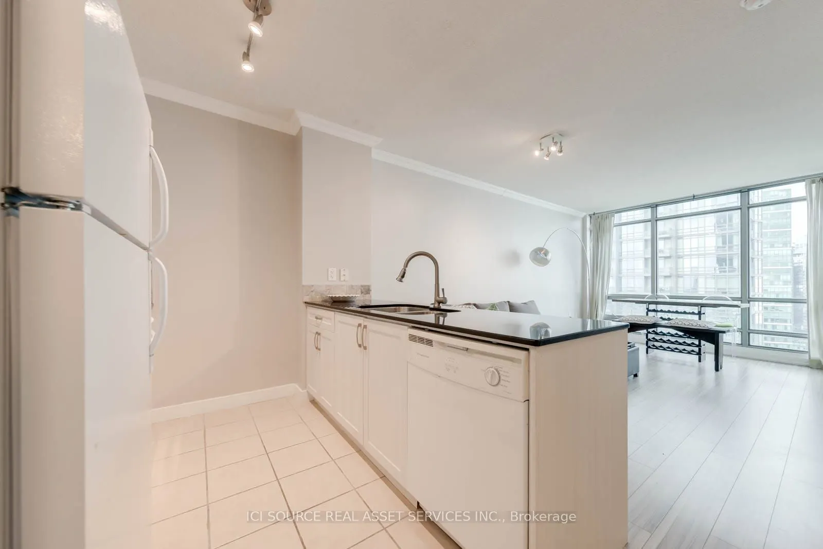 5 Mariner Terrace, #2209