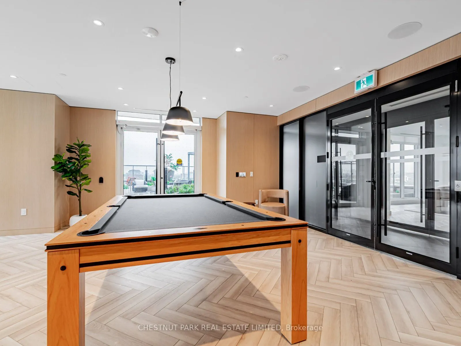 280 Dundas Street W, #503