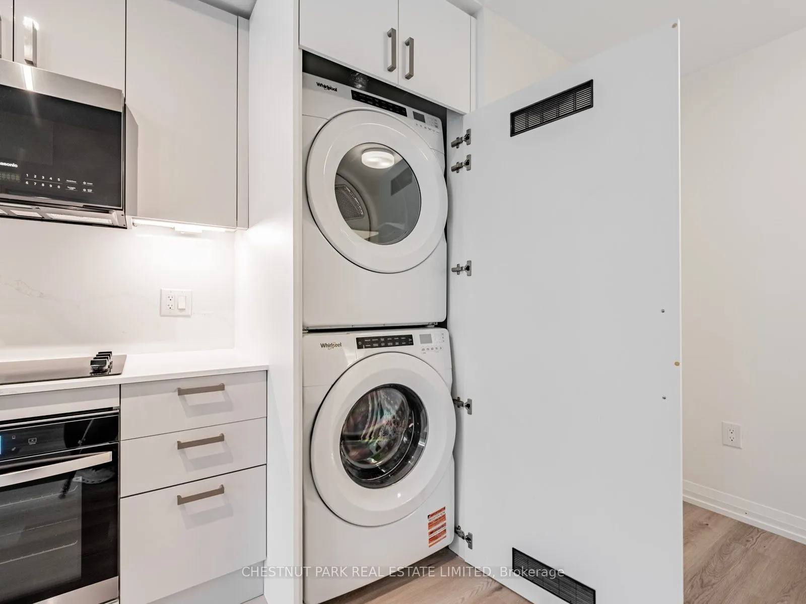 280 Dundas Street W, #503
