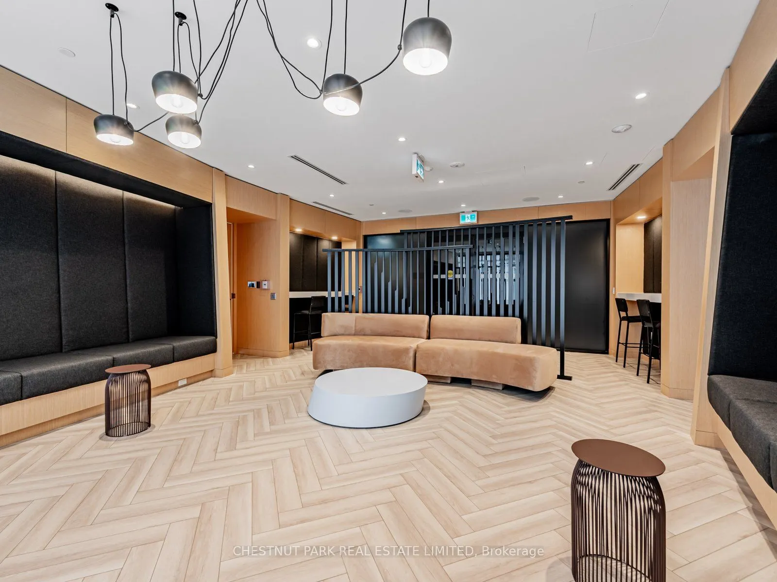 280 Dundas Street W, #503