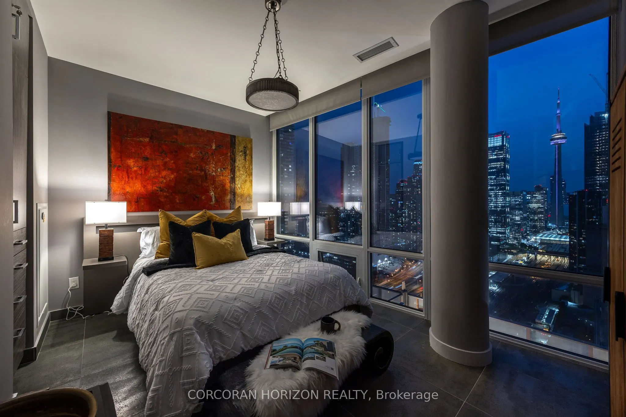 1 Market Street, #PH3301