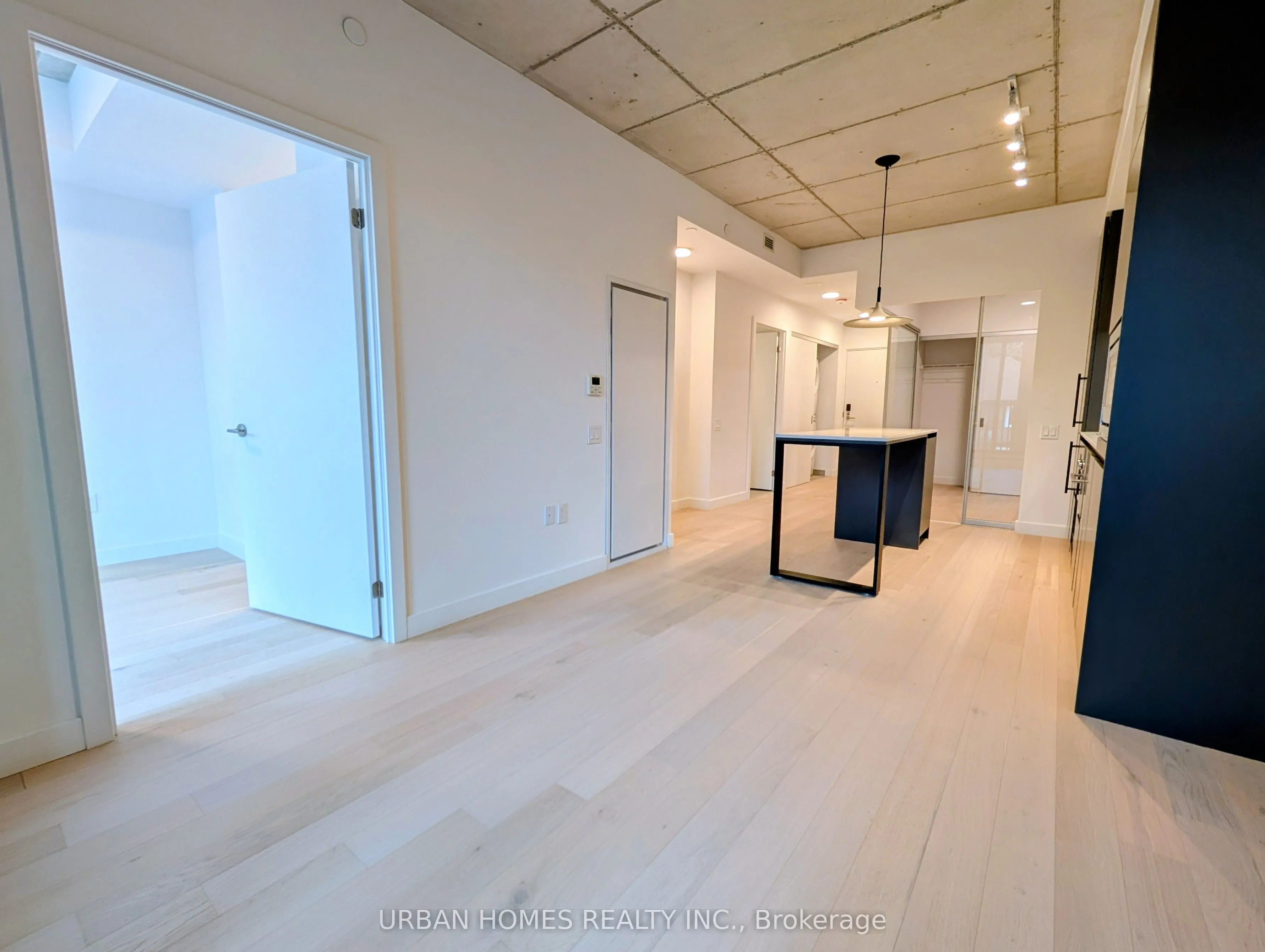1720 Bayview Avenue, #202