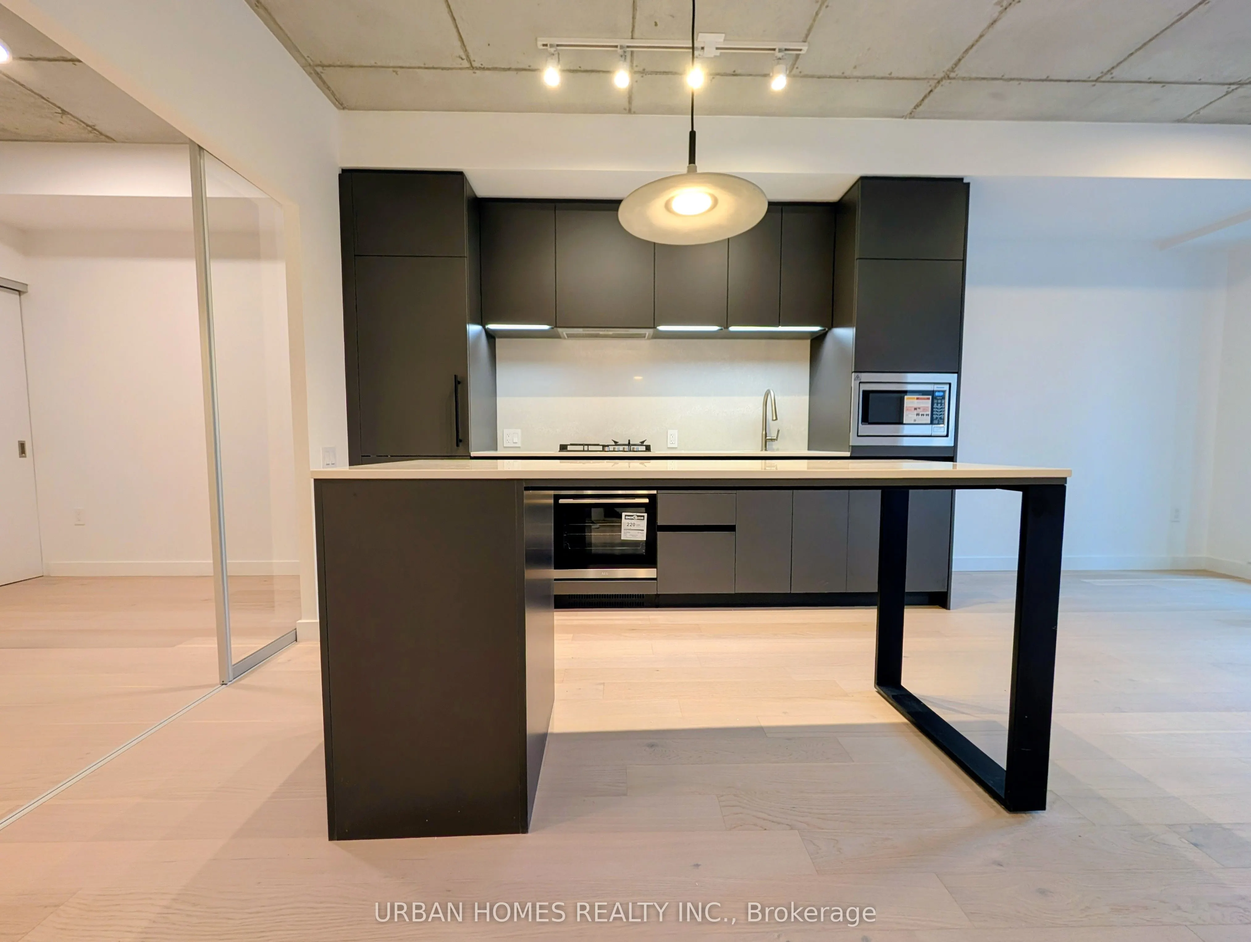 1720 Bayview Avenue, #202