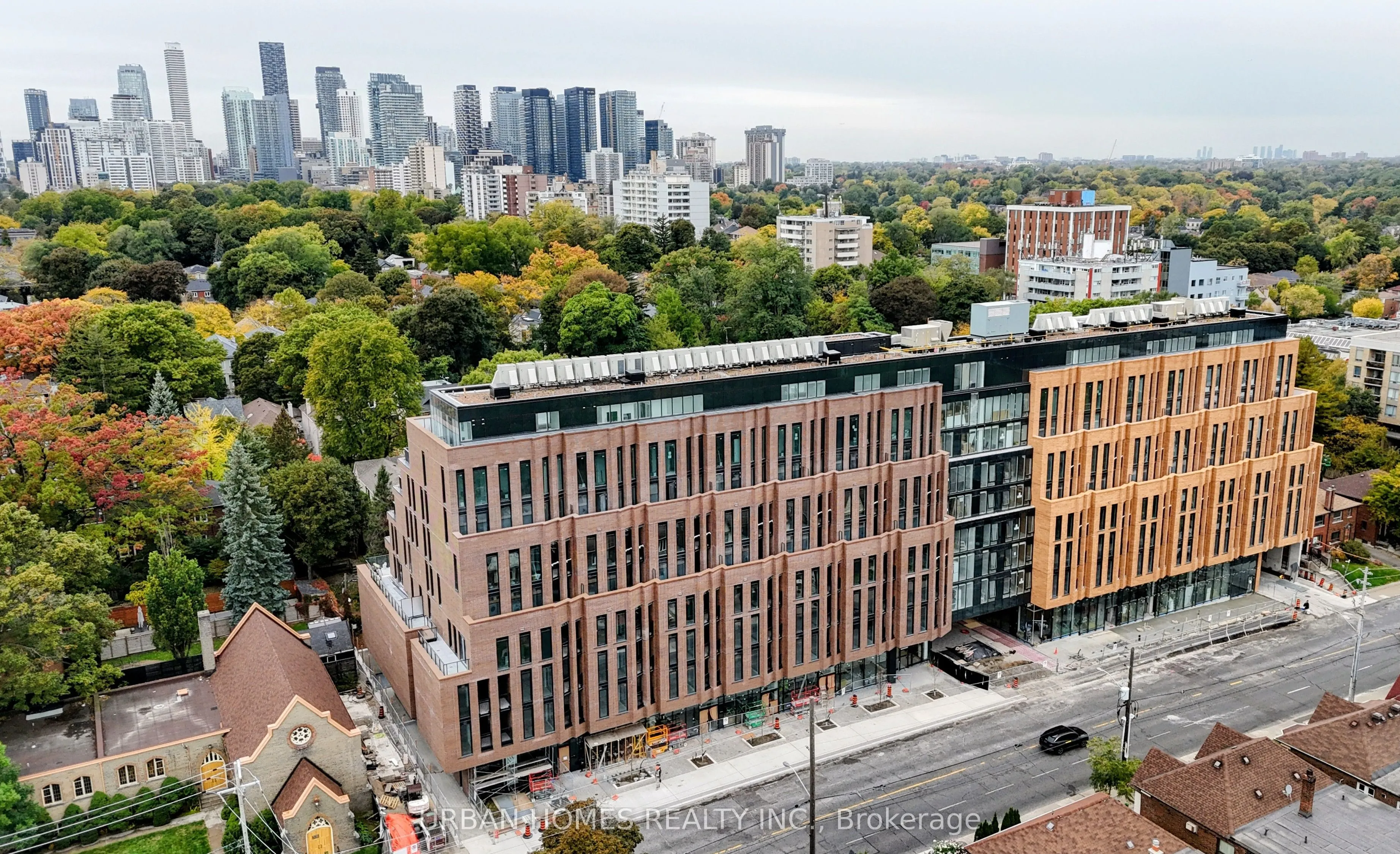 1720 Bayview Avenue, #202