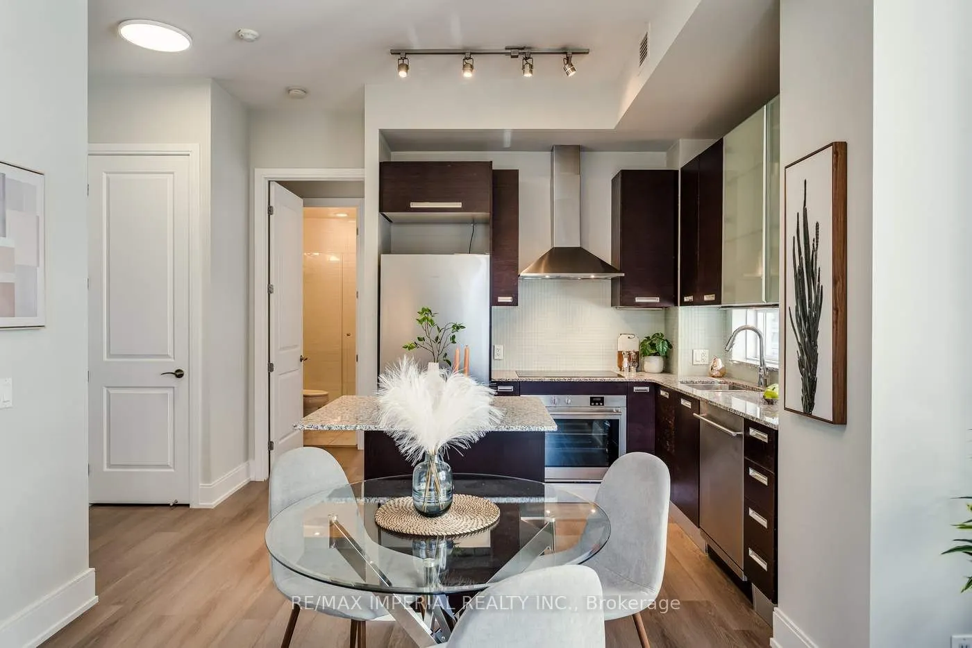 21 Balmuto Street, #1101