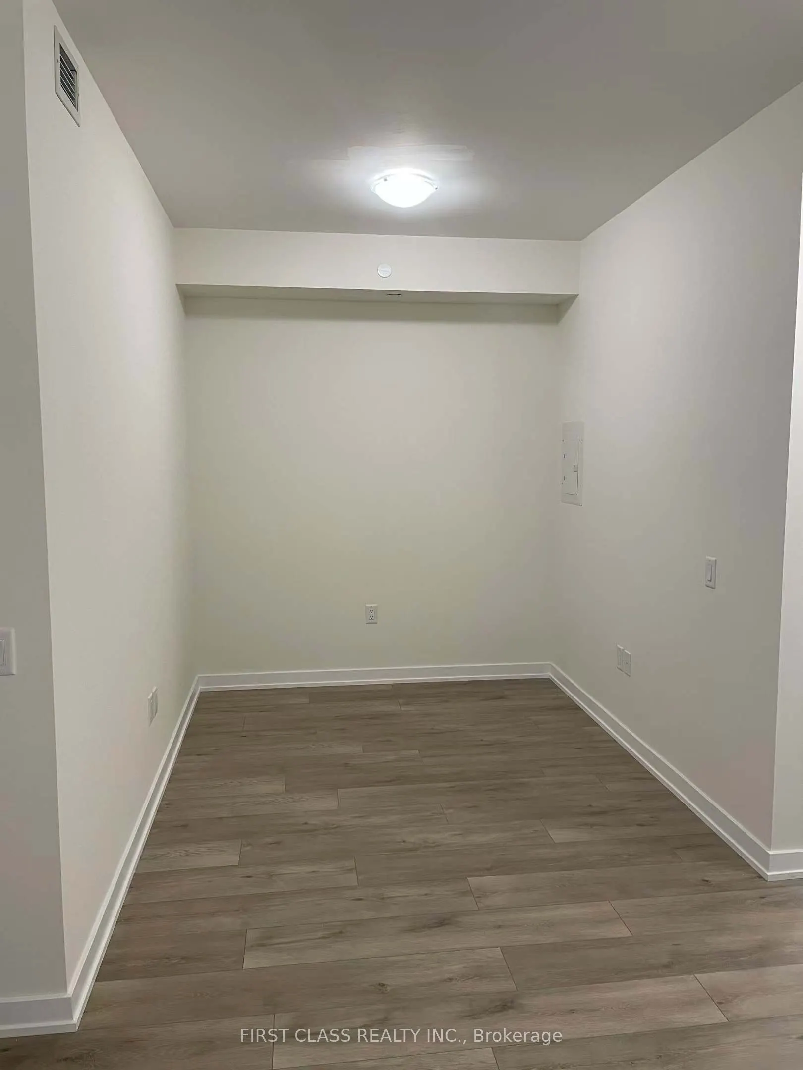 28 Freeland Street, #2505