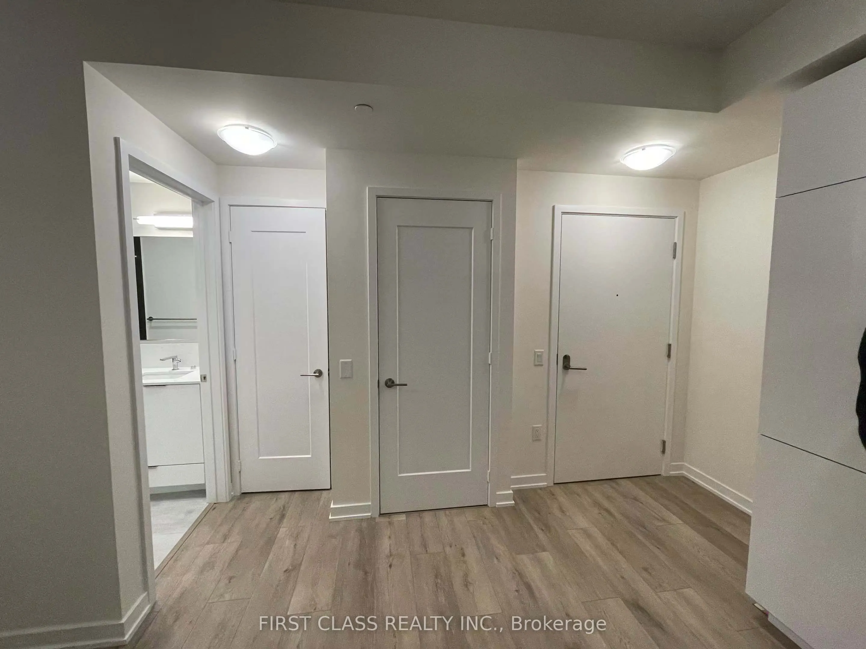 28 Freeland Street, #2505