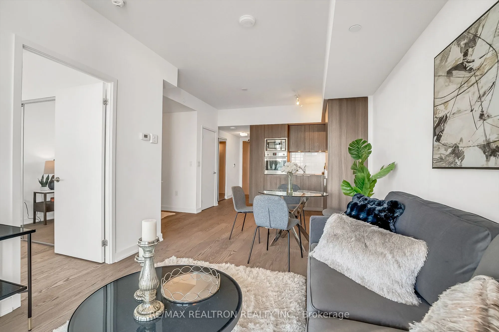 11 Wellesley Street W, #4704