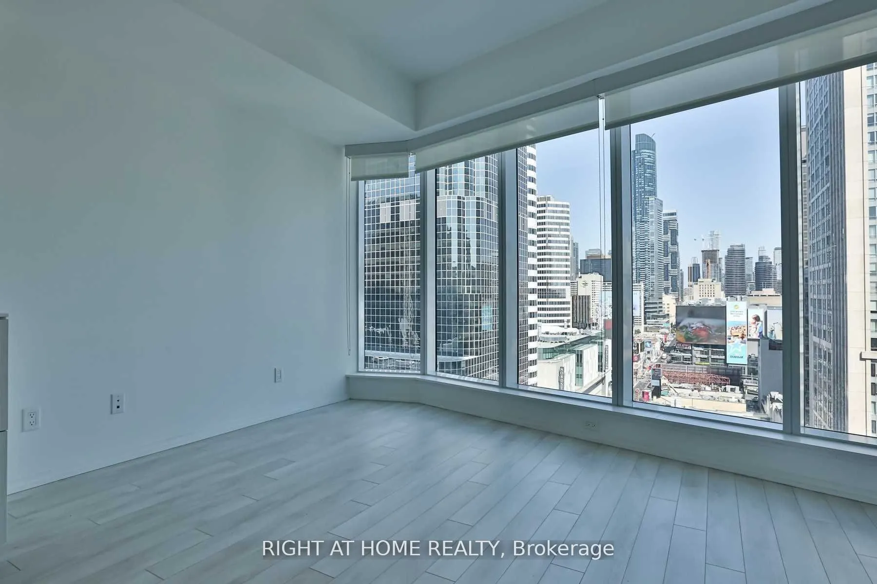197 Yonge Street, #5614