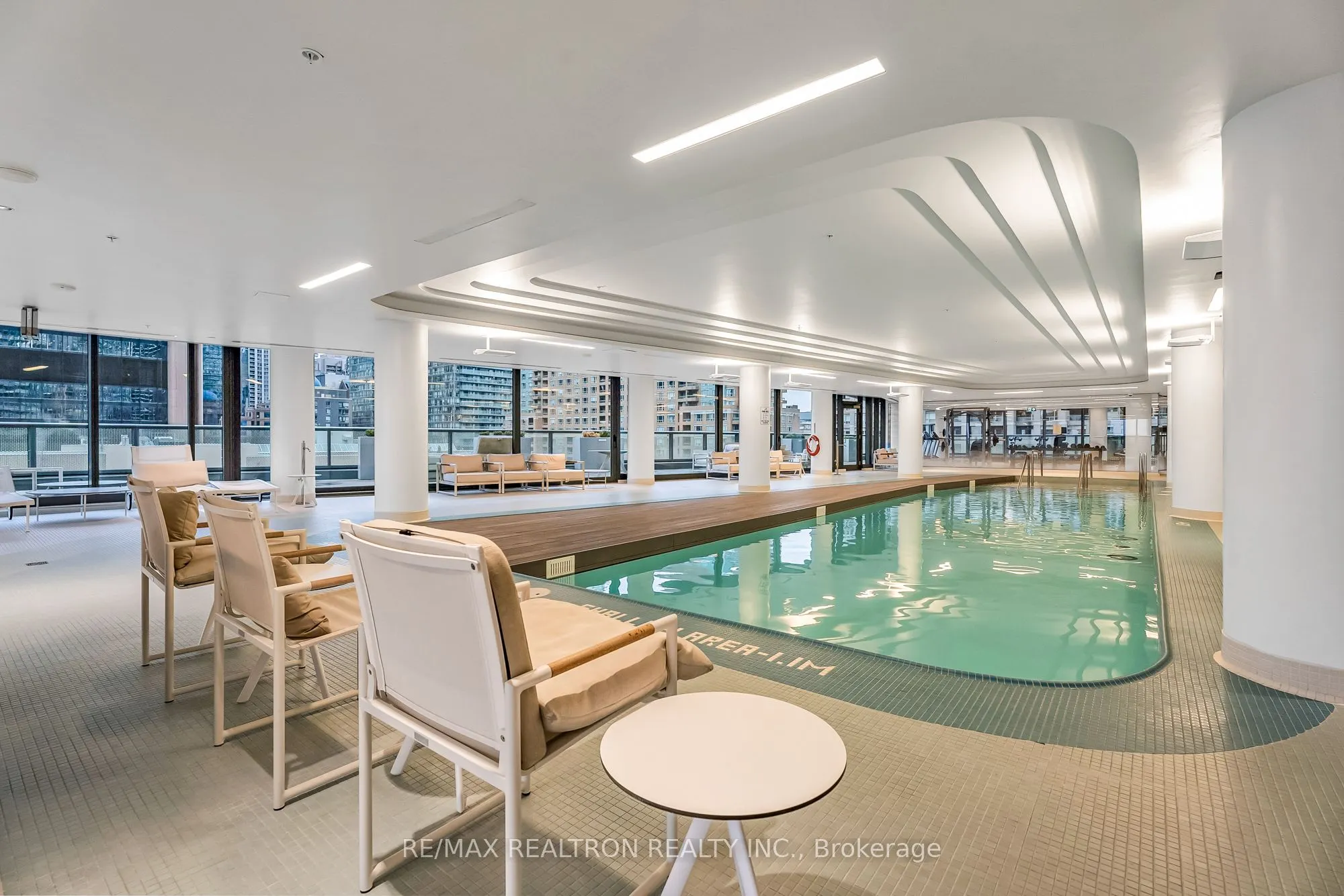 11 Wellesley Street W, #4704