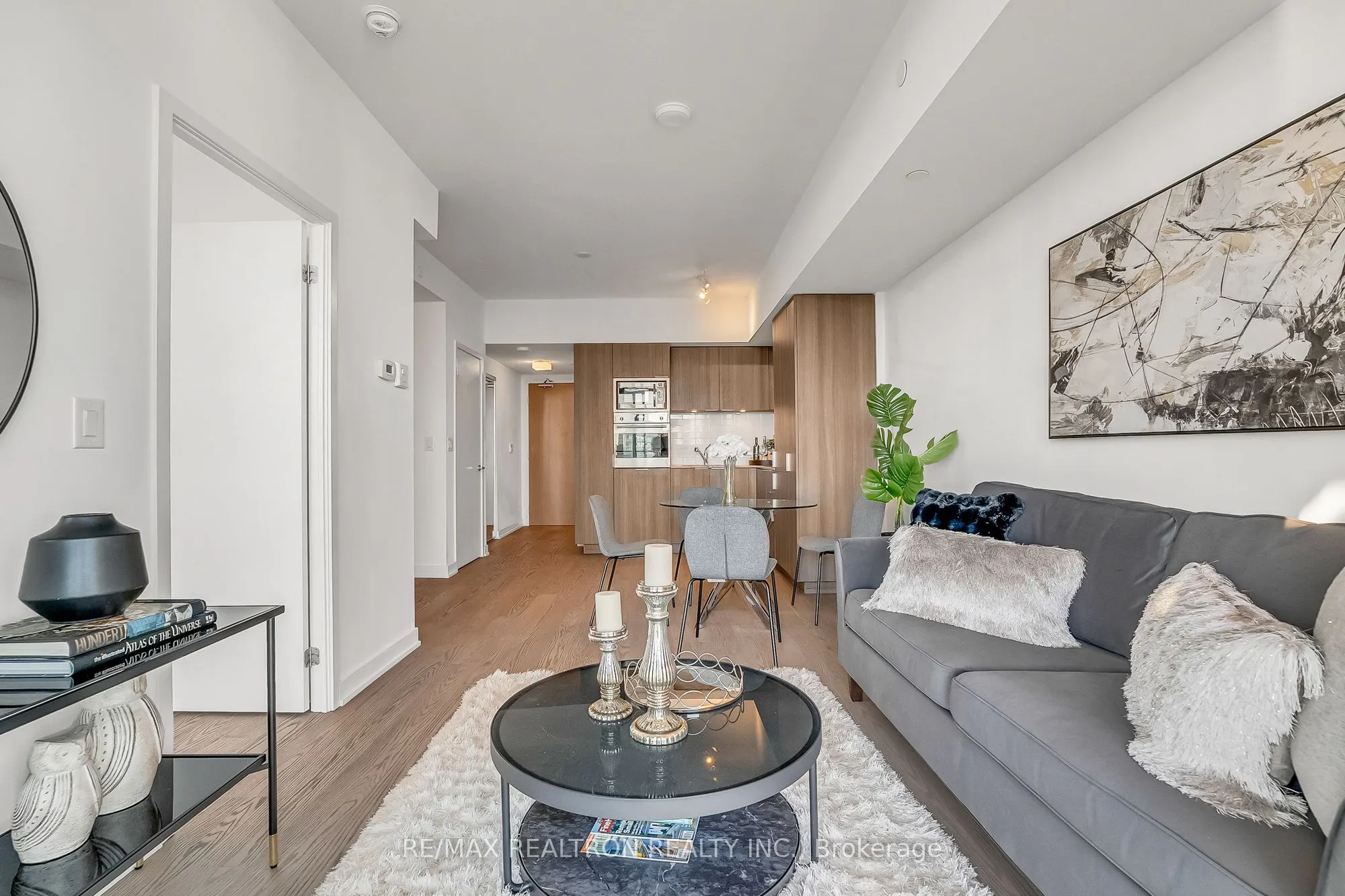 11 Wellesley Street W, #4704
