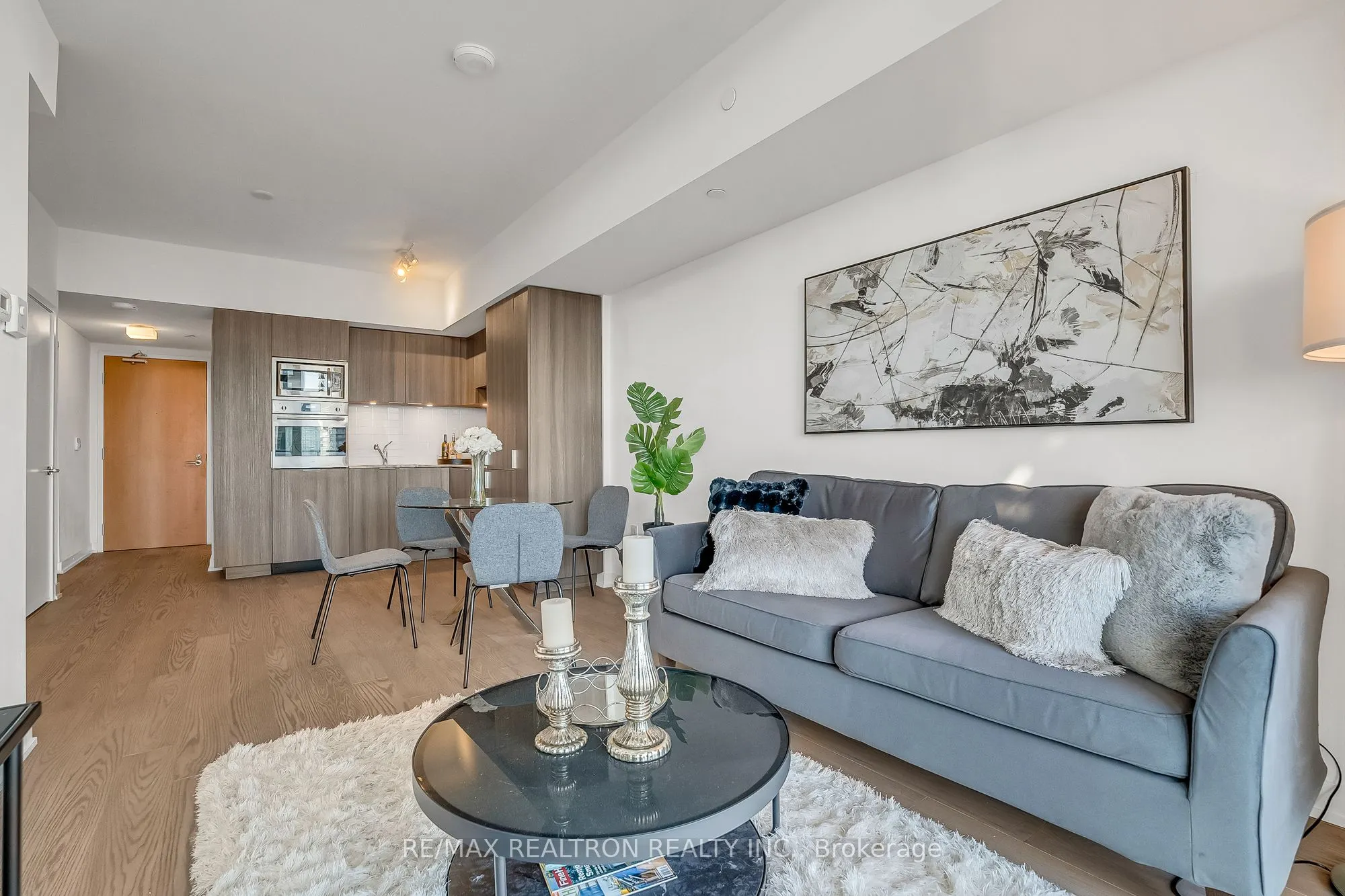 11 Wellesley Street W, #4704