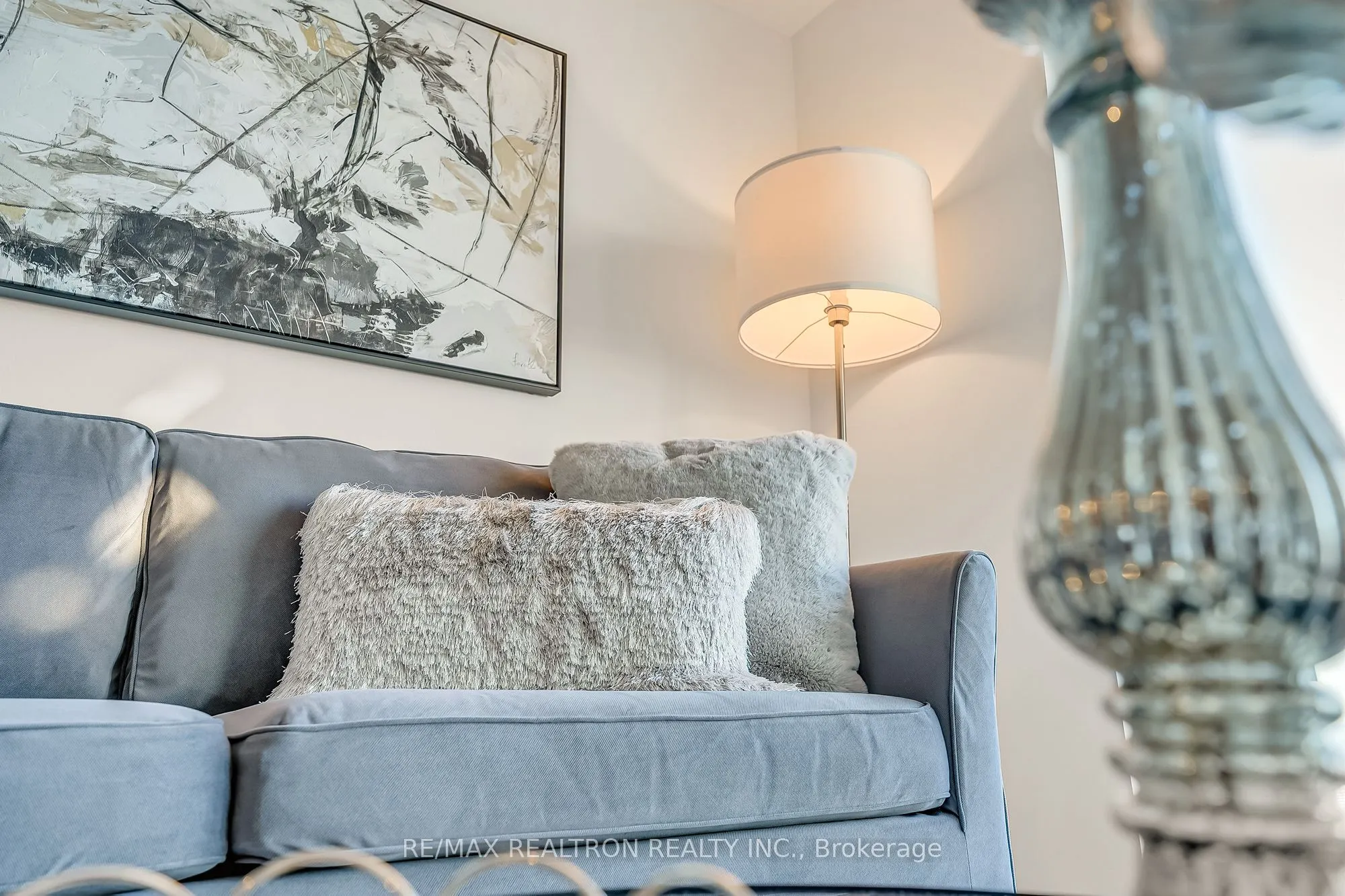 11 Wellesley Street W, #4704