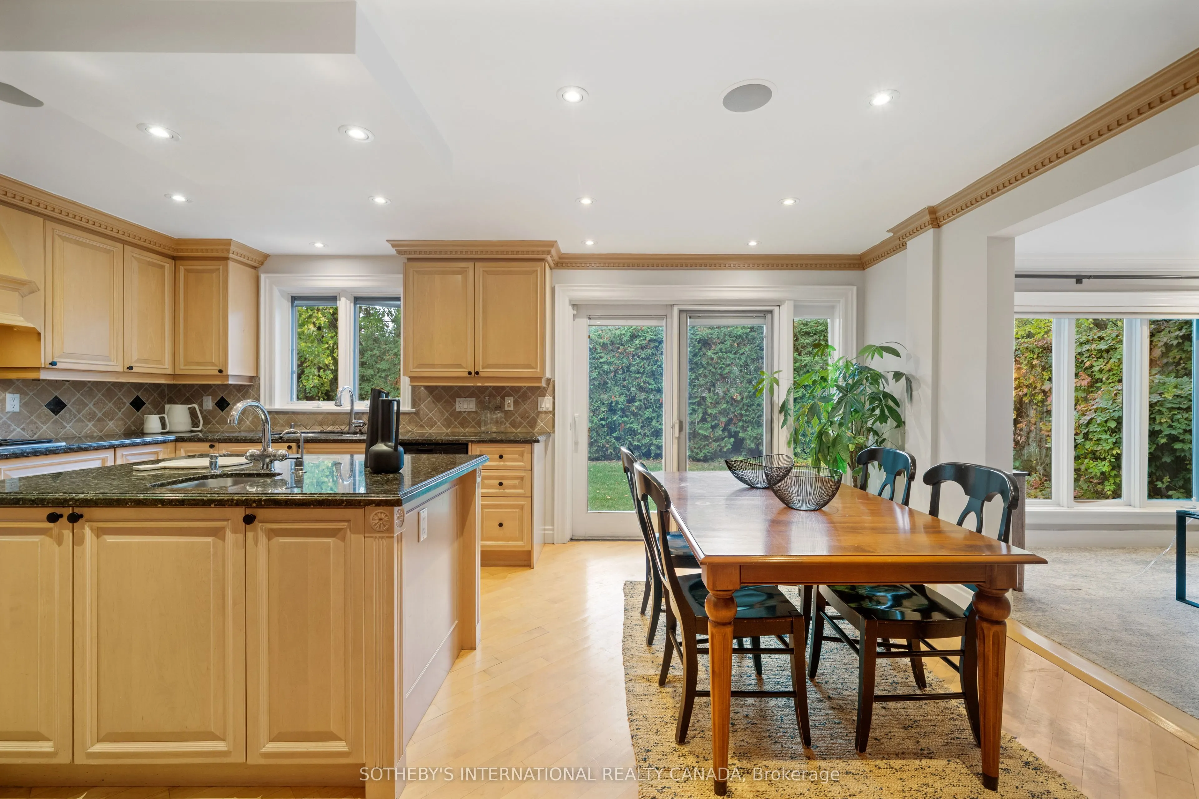 27 Bamboo Grove N