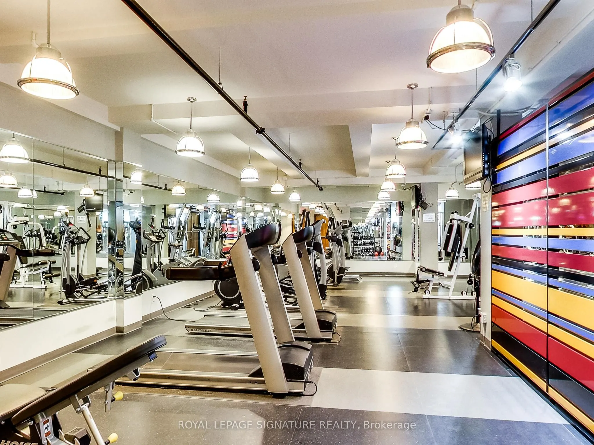43 Hanna Avenue, #225