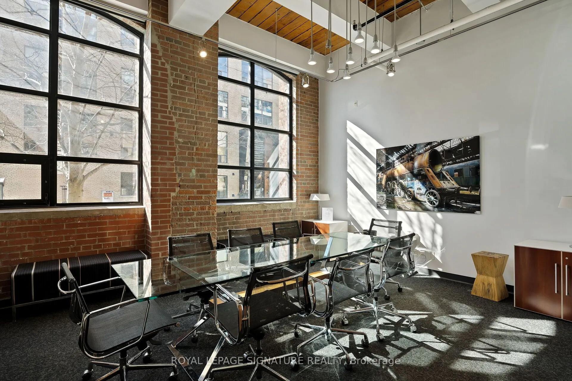 43 Hanna Avenue, #225