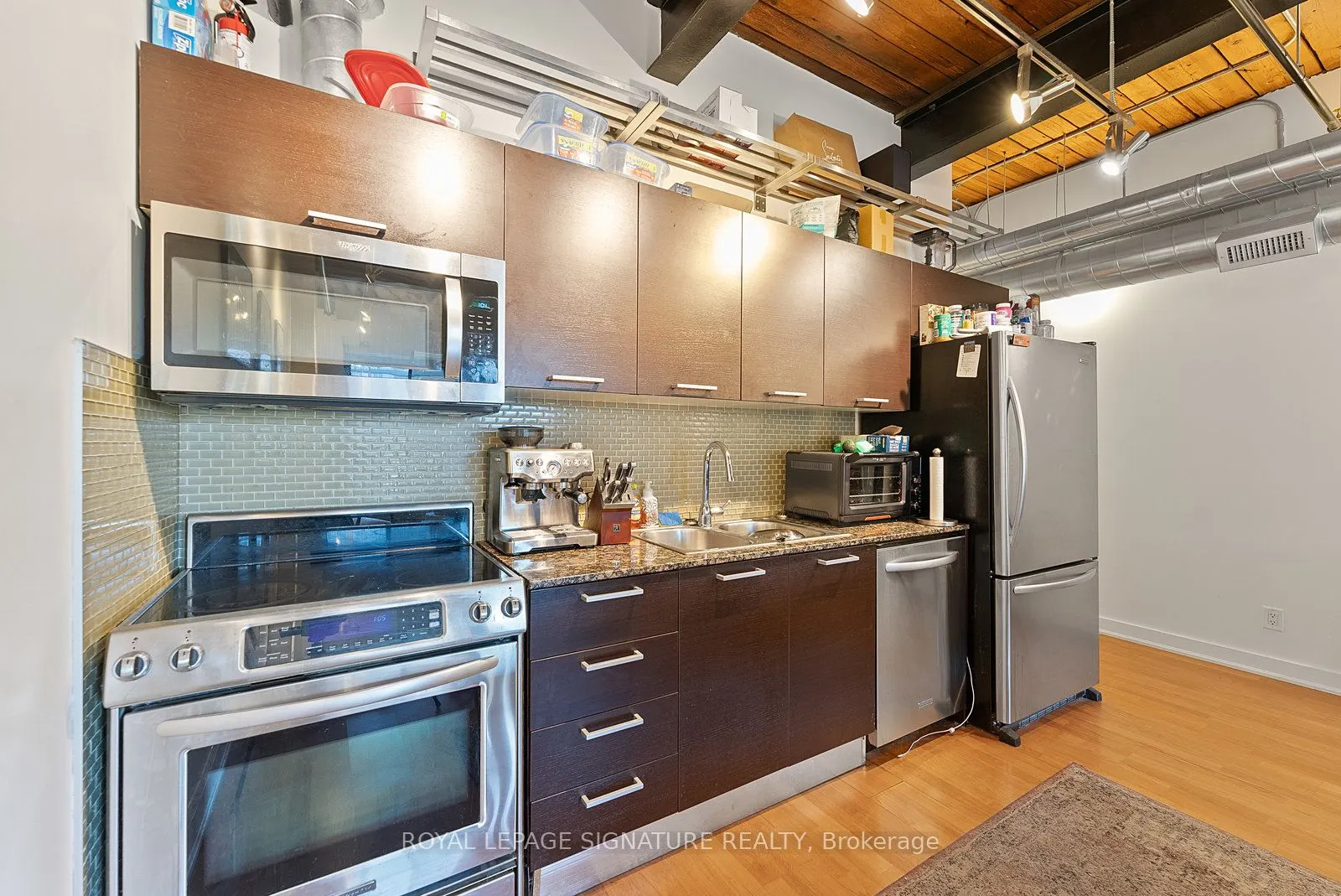 43 Hanna Avenue, #225