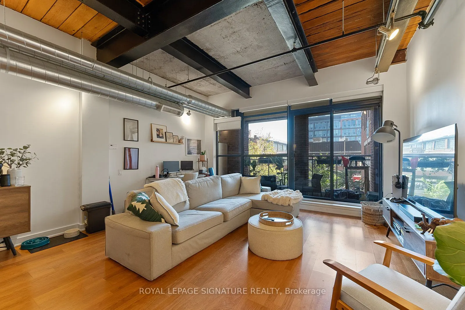 43 Hanna Avenue, #225