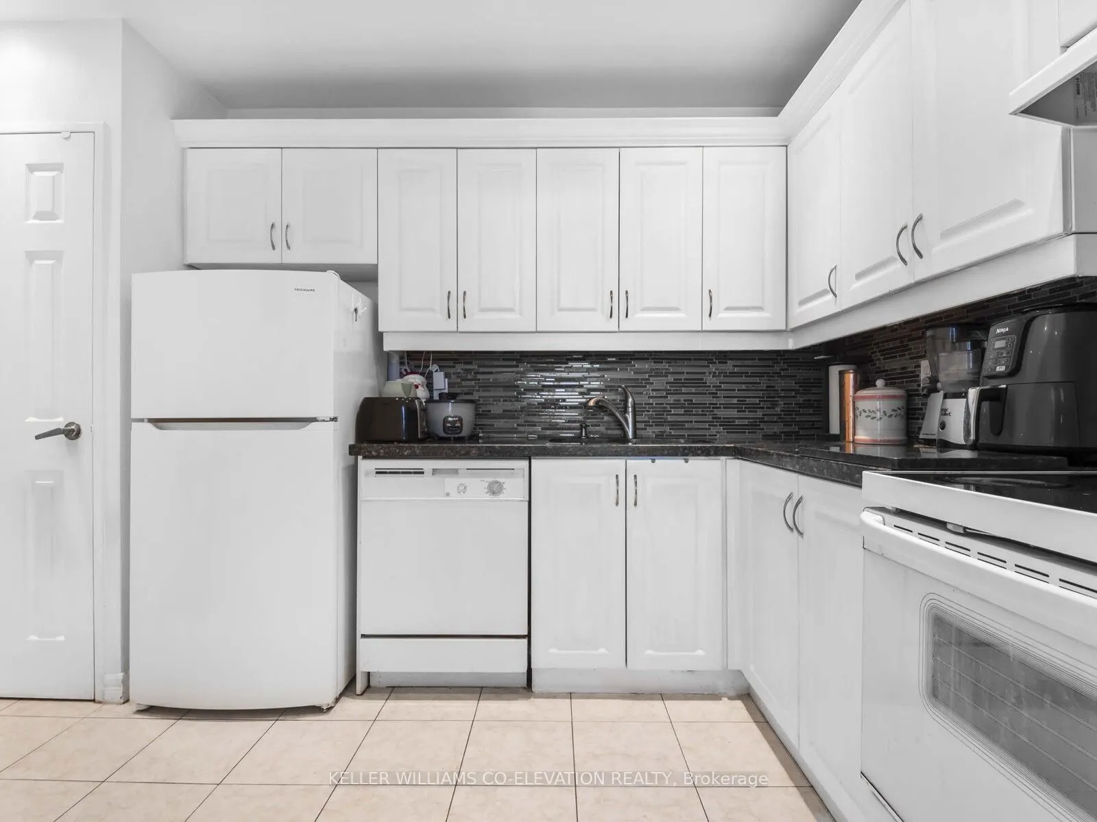 60 Pavane Linkway, #2012