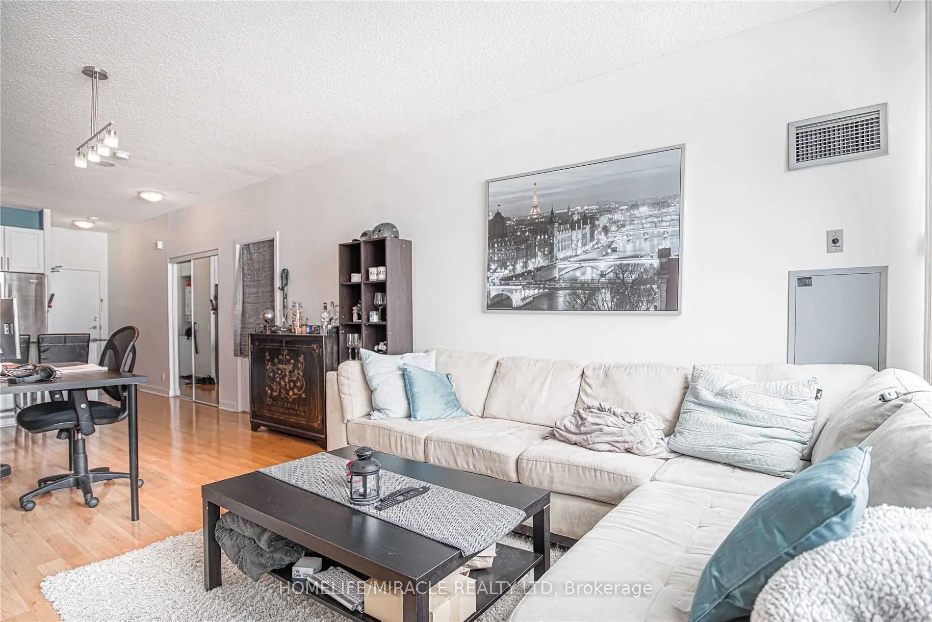 373 Front St W Street, #3106