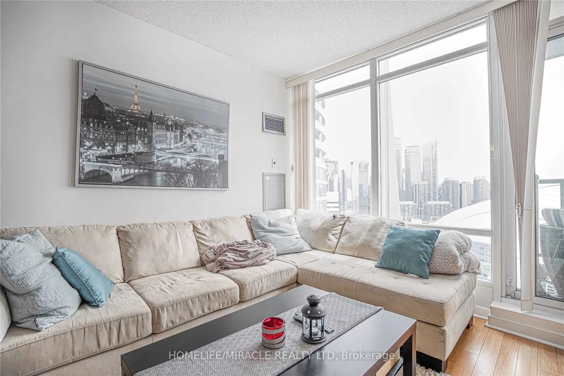 373 Front St W Street, #3106